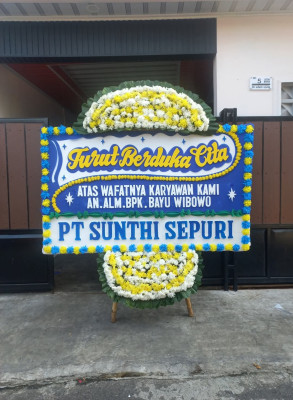 Papan Bunga Duka di Ukirsari
